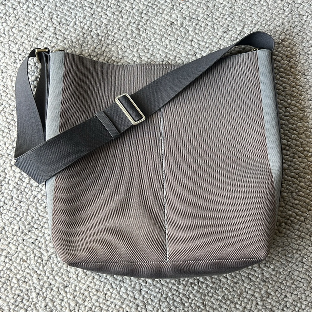 Rare Rothys Mink color bucket bag